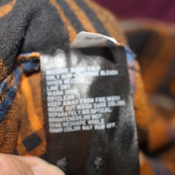 Uniqulo Flannel Checked Long Sleeve Shirt Size M - Picture 5 of 9